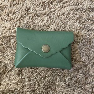 Portland Leather Goods Eucalyptus Daisy card wallet